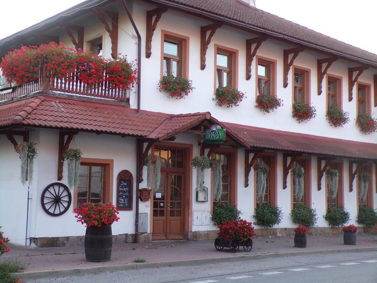 Penzion Restaurace U Helferu Libuň المظهر الخارجي الصورة